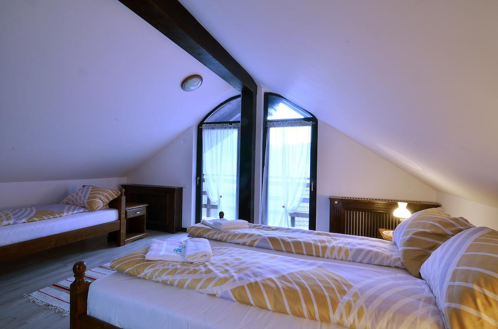 Casa Stefania Hotel Tălmaciu Buitenkant foto