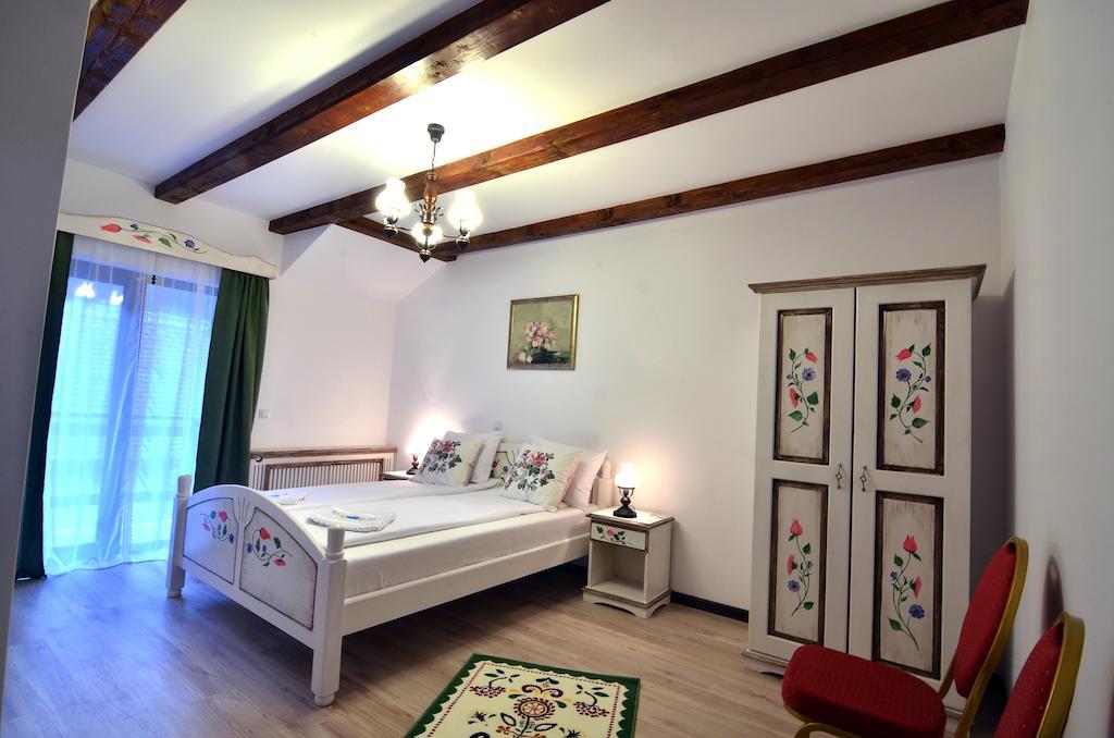 Casa Stefania Hotel Tălmaciu Kamer foto