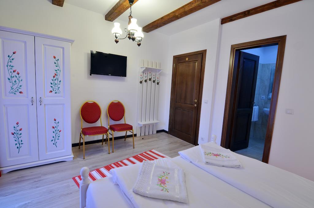 Casa Stefania Hotel Tălmaciu Buitenkant foto